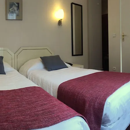 Casa Serena 3* Párizs