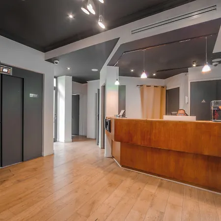 Casa Serena 3* Párizs