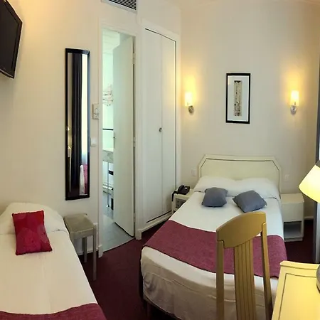 Hotel Crimée 3*