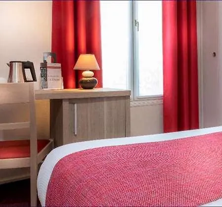 Casa Serena 3* פריז